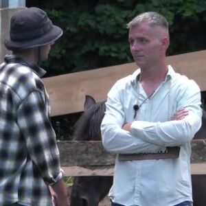 Снимка: Джулиан за баща си: Не ми вярва, всяко едно решение е под съмнение