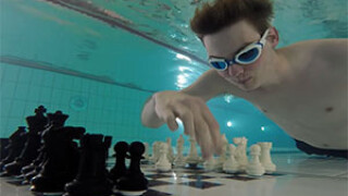 Шах и мат под водата
