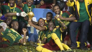 Скандал в Африка: Камерунци и ганайци си плащали, за да играят в Катар