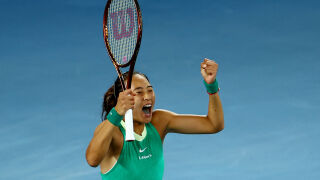 Китайка ще играе за титлата на Australian Open (СНИМКИ)