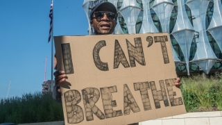 "Let Him Breathe": VenZy посвети песен на Джордж Флойд от Минеаполис (ВИДЕО)