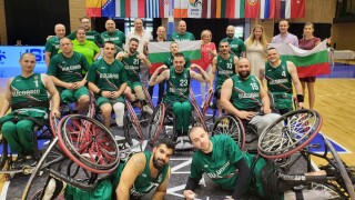 Националите по баскетбол на колички с първи успех в Сараево