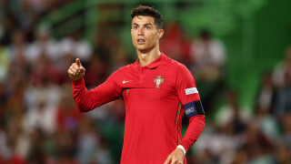 Роналдо обяви още колко време ще играе за Португалия