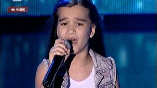 Малкото момиче с големия глас и с име на победа - Виктория Цанкова