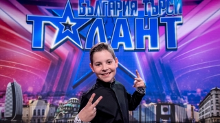 11-годишните Мерт Дерменджиев и Евгения Кринчева продължават напред към финала на “България търси талант”