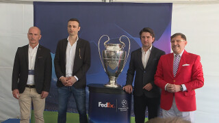Трофеят на Шампионската лига очаква феновете пред НДК