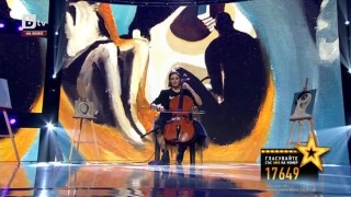 Виртуозно изпълнение на виолончело от Магдалена Петрович