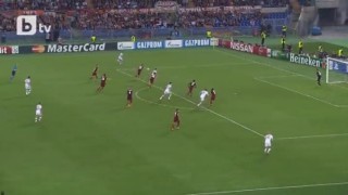 Рома пред разгром след гол на Левандовски за Рома 0:3 Байерн (ВИДЕО)
