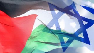 Англия забранява израелските и палестинските знамена на футболни мачове