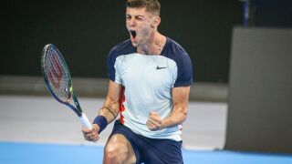 Александър Лазаров с първа победа в големия тенис
