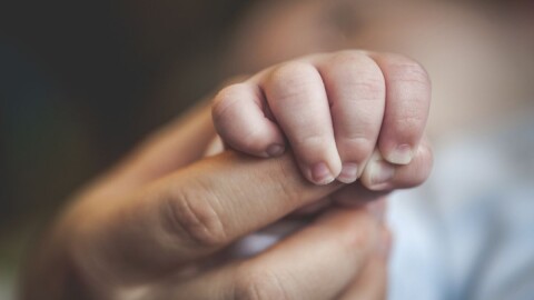 Снимка: По подобие на „Шейново“: Болница призна, че е разменила бебета