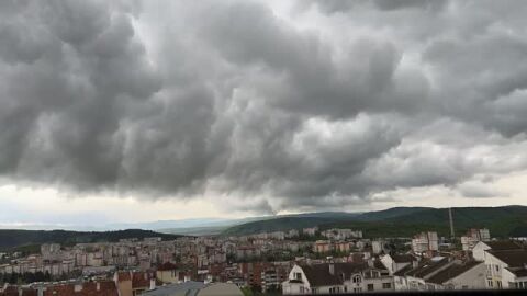 Снимка: Буря във Велико Търново