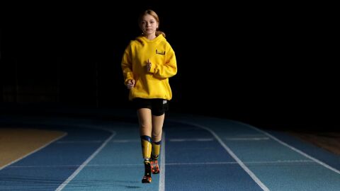 Снимка: Яна Степаненко – 13-годишната украинка без крака, която пробяга Бостънския маратон (СНИМКИ и ВИДЕО)
