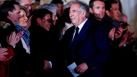 Франция вече има четвъртия си премиер за тази година