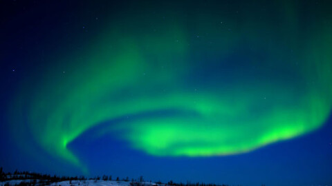 Снимка: Нова магнитна буря: Любителите на полярни сияния очакват светлинното шоута в небето