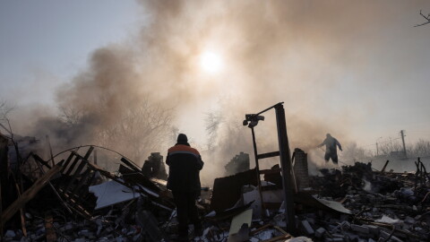 Снимка: Тежки сражения на фронта: Евакуират села в Харковска област