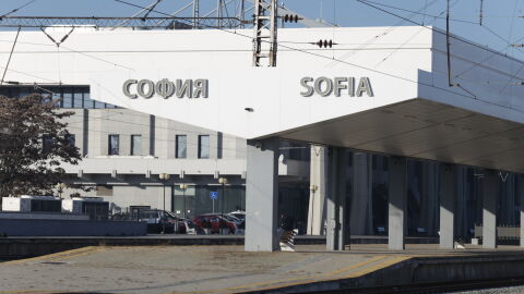 Снимка: 15-месечният ремонт на Централната гара в София: Променят разписанието на влакове