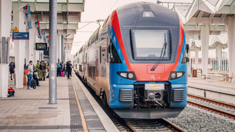 Снимка: 13 са ранени при сблъсък на два влака в Белград