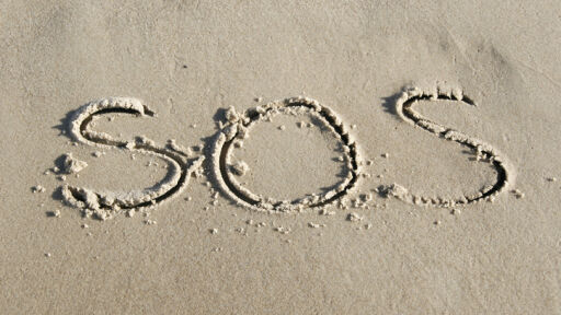 Какво всъщност значи SOS?