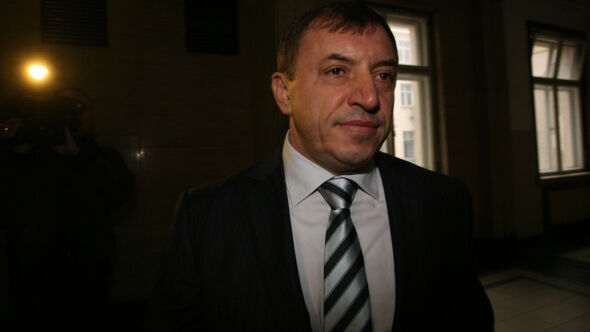 Погребението на Алексей Петров: Над 700 души и засилени мерки за сигурност (ОБЗОР)