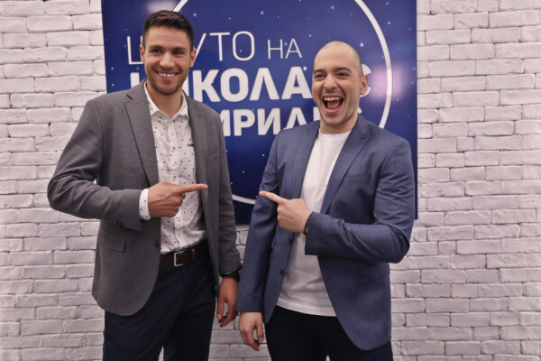 Специален гост в "Шоуто на Николаос Цитиридис" е Радо Янков