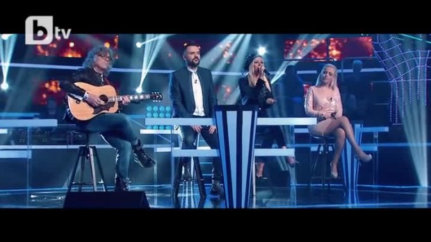 Снимка: Камелия, Графа, Поли Генова и Иван Лечев - Моля се