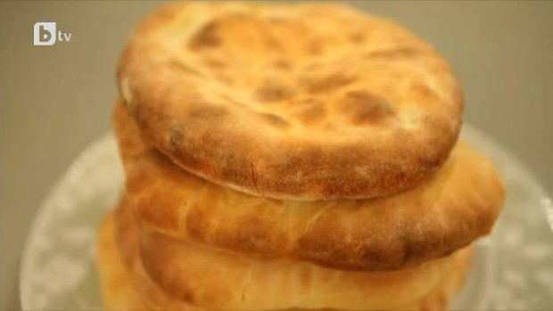 Снимка: Плоски хлебчета