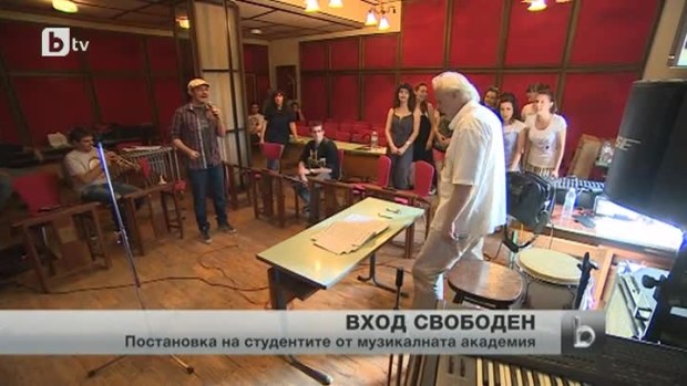 Снимка: Студентите от музикалната академия ще поставят мюзикъла "Кабаре"