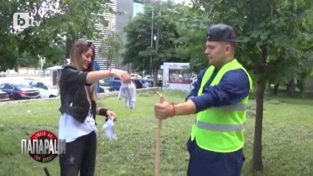 Снимка: "Звезда под прикритие": Кристо стана уличен чистач за един ден