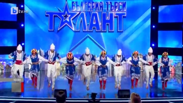 Снимка: Ритъм и настроение с формация "Хорце"