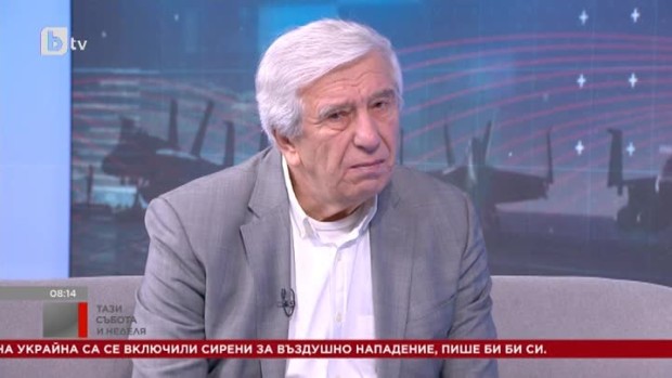 Снимка: От сърцето на войната: Проф. Михаил Станчев от Харков вече е в България
