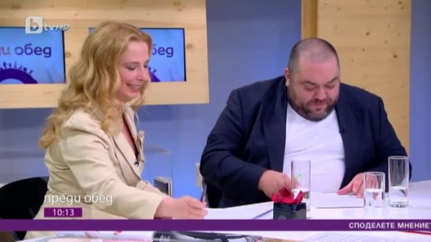Снимка: Днес всички говорят за... годишнината от атентата срещу папа Йоан Павел II
