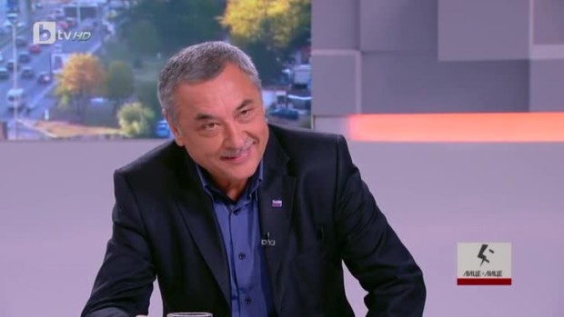 Снимка: Кой как разиграва картите в президентската надпревара и кой държи коза?