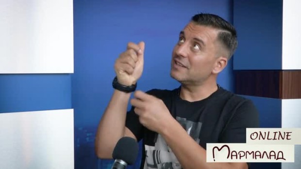 Снимка: Online Мармалад: Как береш круши - друсаш крушата или ги брулиш?