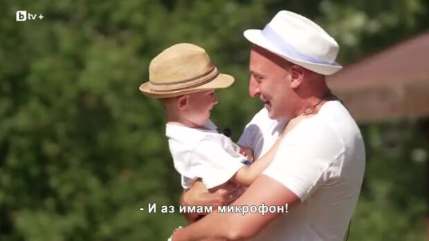 Снимка: Във фермата идва нов посетител - синът на Кристиян