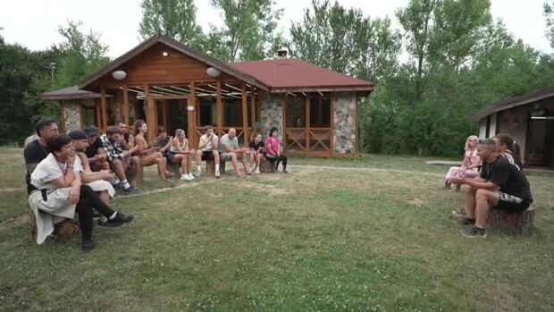 Снимка: Коя от двете двойки дуелисти получи предимство в една от игрите?