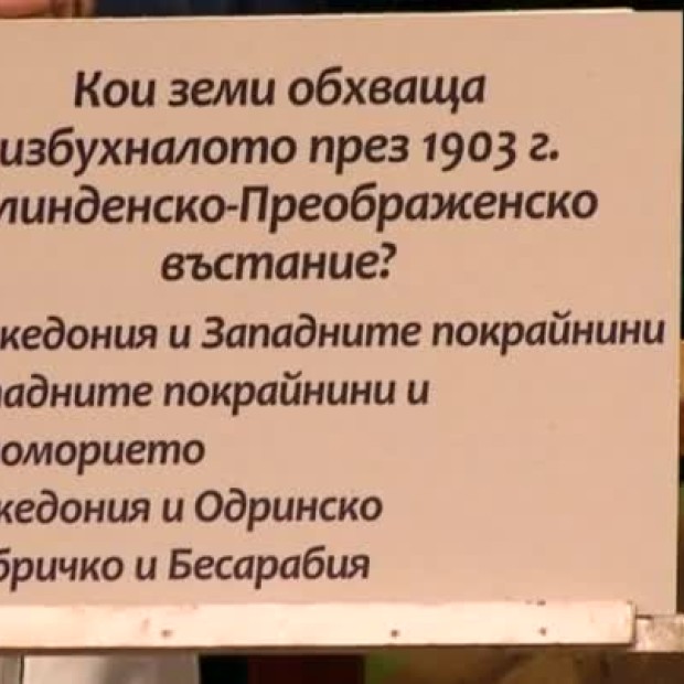 Дуелистките отговарят на въпроси от Алманаха