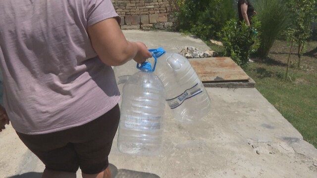 МРРБ: 35 хиляди души са без вода в жегите (видео)