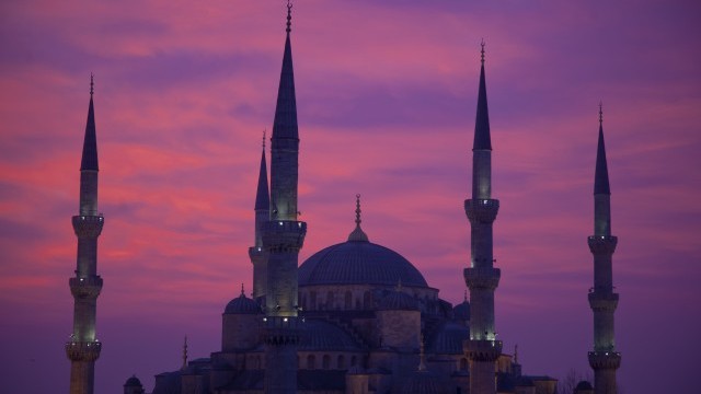 Туристите които искат да посетят Света София  в Истанбул ще