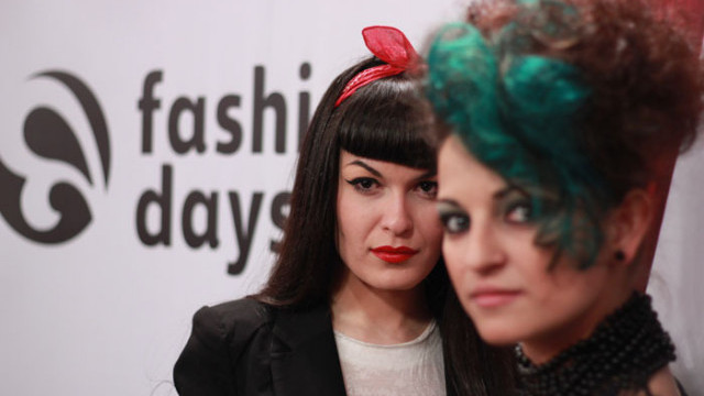 Участниците в третия голям концерт гостуват в модното студио на Fashion Days