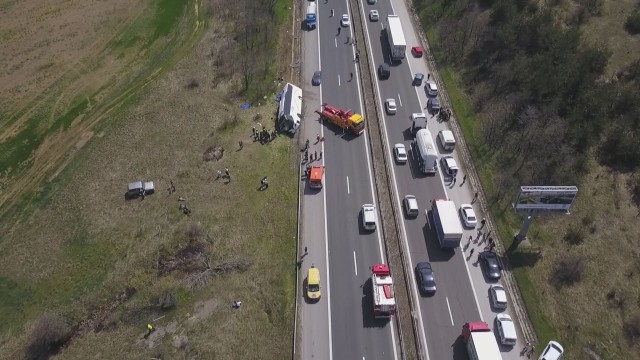 Тежка катастрофа е станала на магистрала Тракия при Чирпан Това