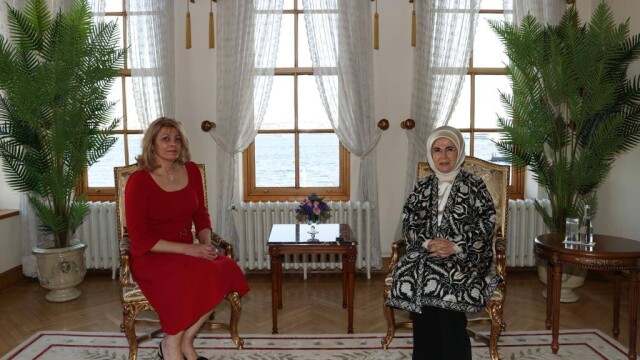 Съпругата на президента Румен Радев Десислава Радева се срещна