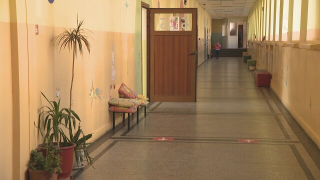 Едва 1 5 от украинските деца заявили че искат да ходят
