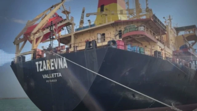 Българските моряци от кораба Царевна са пристигнали на пристанището в