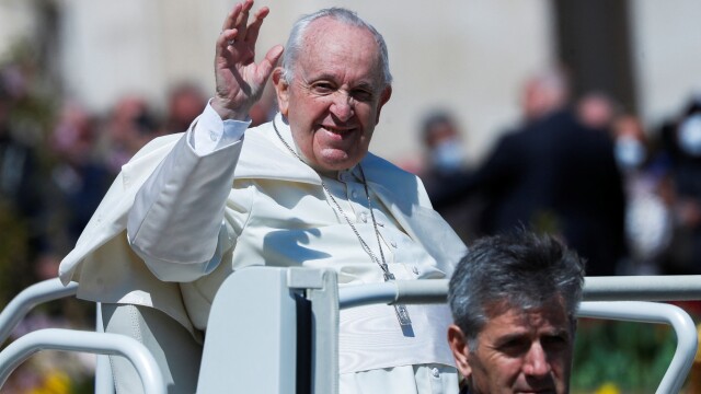 Папата призова лидерите да чуят гласа на народа за мир в Украйна 