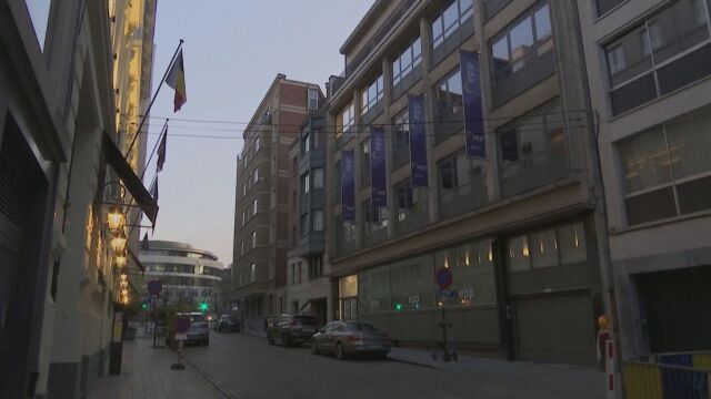 Тази нощ белгийската и германската полиция обискираха офиса на Европейската