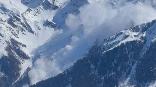 Четирима души са загинали при лавина в Алпите във Франция Инцидентът