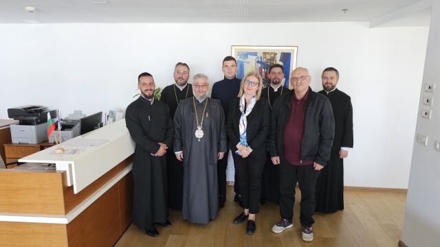 Българската делегация определена да донесе Благодатния огън от Божи гроб