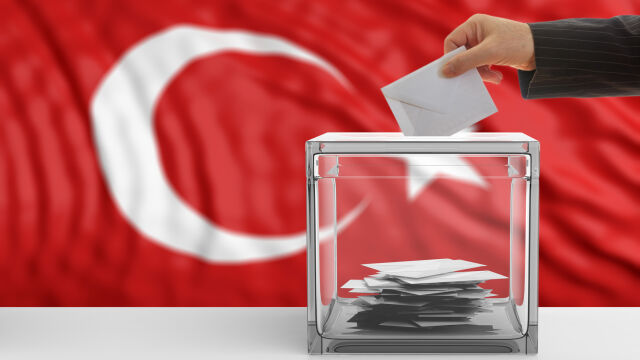 По малко от месец преди президентските избори в Турция повечето