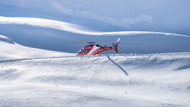 Трима души загинаха днес в катастрофа с хеликоптер в швейцарските